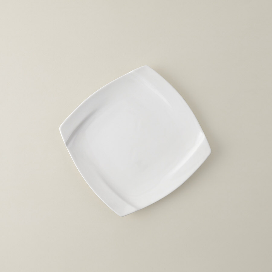 Plato Llano 21,6 x 21.6 Cms porcelana